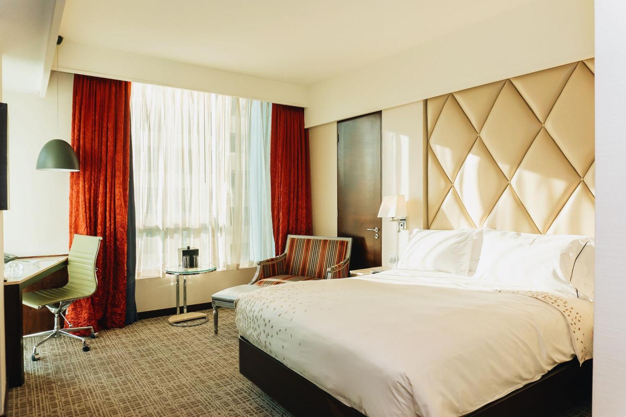 Hotel Renaissance Santiago By Marriott Exterior foto