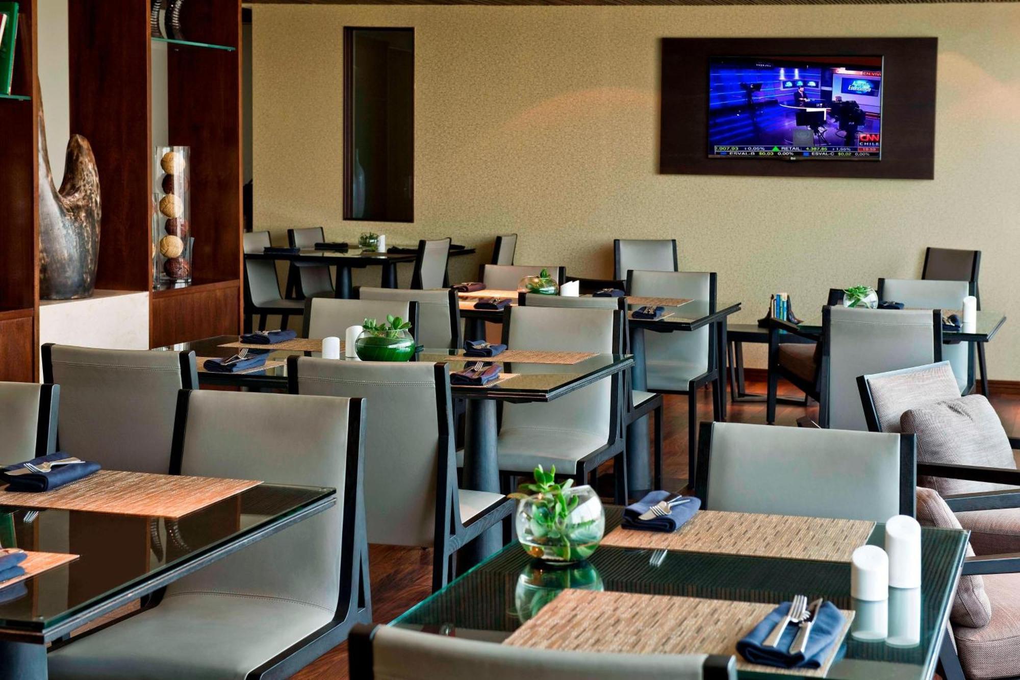 Hotel Renaissance Santiago By Marriott Exterior foto