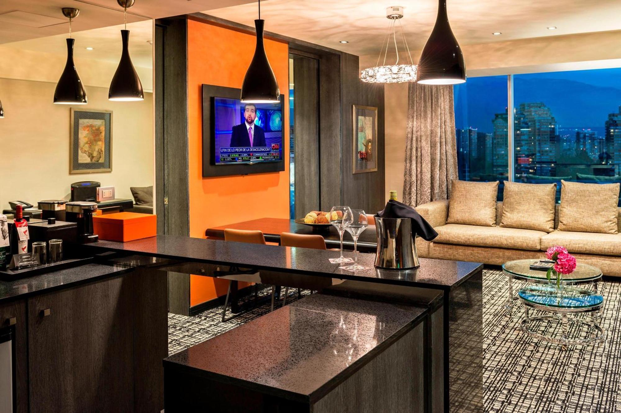 Hotel Renaissance Santiago By Marriott Exterior foto