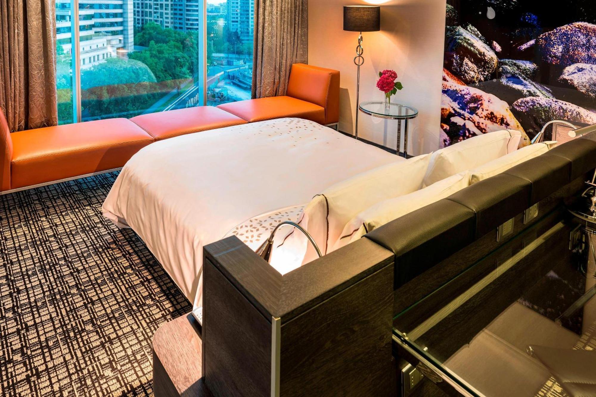 Hotel Renaissance Santiago By Marriott Exterior foto